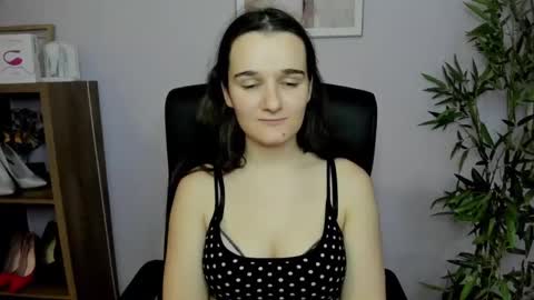 Kate  online show from January 19, 5:39 pm