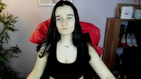 Kate  online show from March 1, 8:02 am