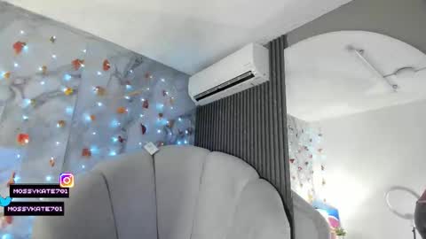 Im Katherine but call me Kate  online show from November 12, 12:25 pm