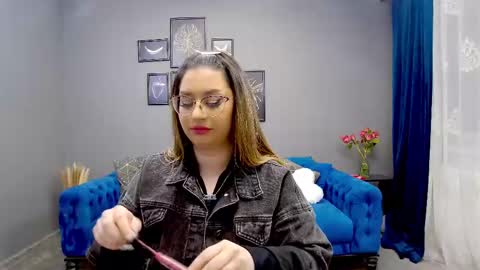 Kate online show from February 27, 6:09 pm