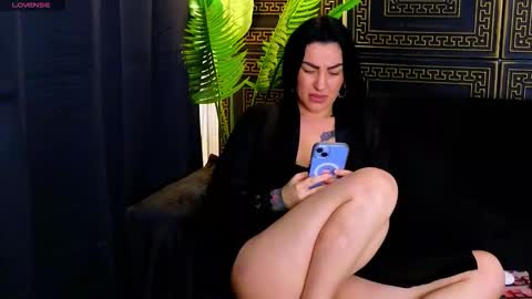 KateyRiva online show from December 17, 10:58 pm