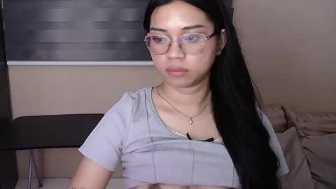 Katherine online show from May 16, 8:08 pm