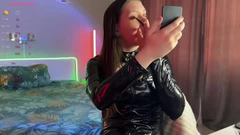 katherine__ross online show from June 1, 9:55 am