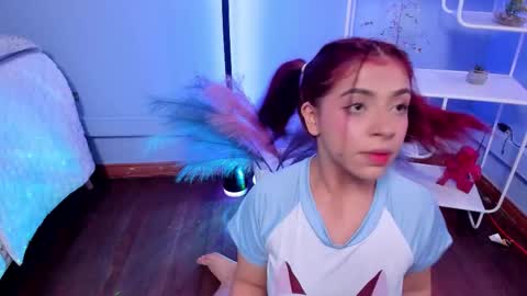 Kathia  online show from November 12, 4:10 am