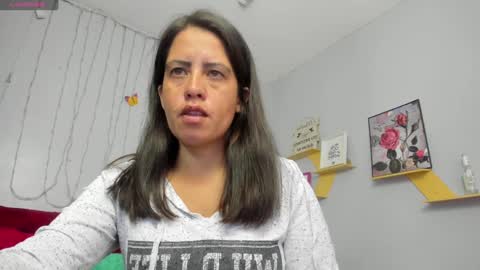 Paola online show from January 30, 1:09 pm