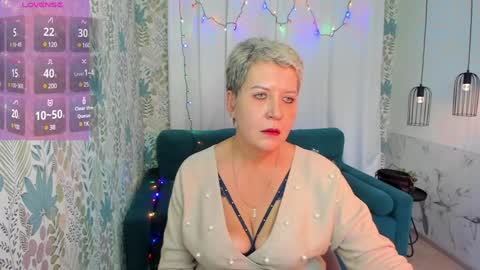 Kathy online show from December 28, 1:28 pm