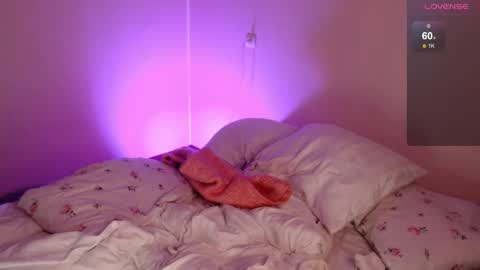 Katie Deville online show from September 29, 1:11 am