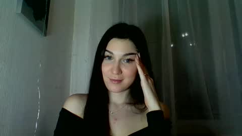 katie_foxi online show from January 31, 7:23 pm