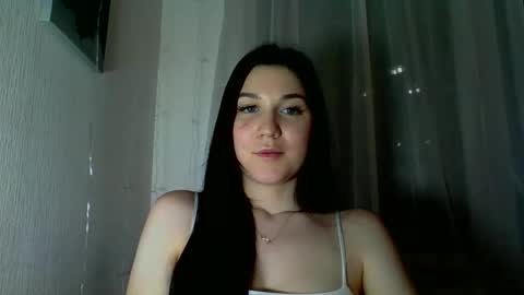 katie_foxi online show from February 18, 7:02 pm