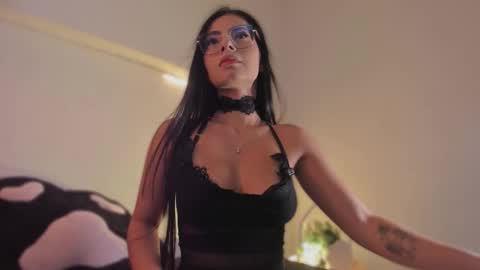 Katy  IGPeach kat666 online show from March 21, 11:59 am