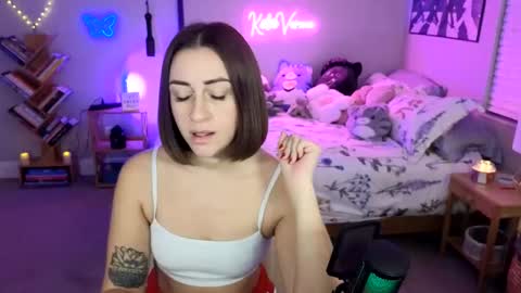 Katie Verona online show from February 3, 12:58 am