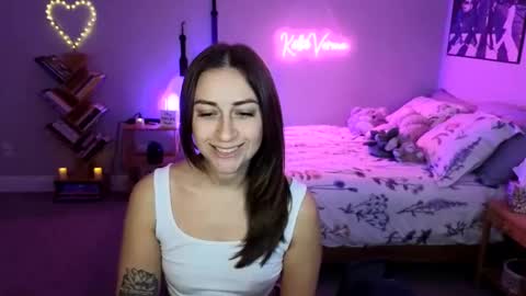 Katie Verona online show from December 29, 2:49 am