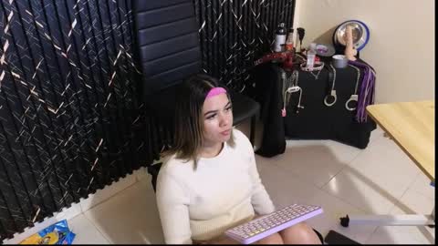 Katt  online show from October 15, 7:49 pm