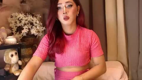 Kate  Keito online show from April 23, 9:06 am