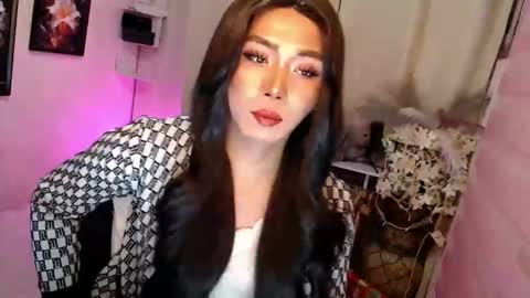 Kate  Keito online show from December 18, 4:06 am