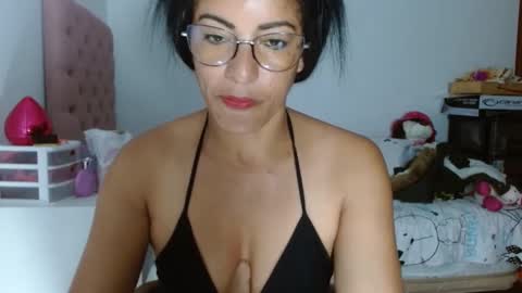 KattleyaGrey online show from March 9, 11:47 am