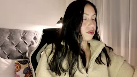 KATY online show from February 24, 1:49 am