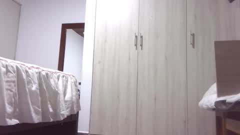  Khawit  online show from October 15, 2:30 pm