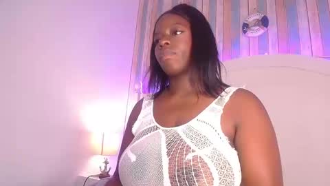 Susan online show from April 15, 7:03 pm