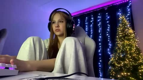 Amia online show from January 15, 5:52 pm