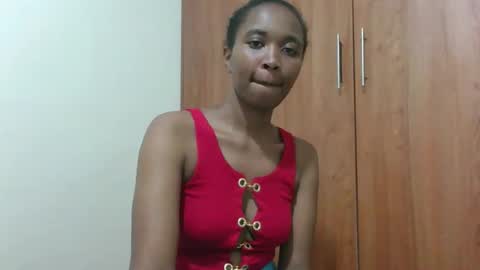 kaylar online show from April 11, 4:43 pm