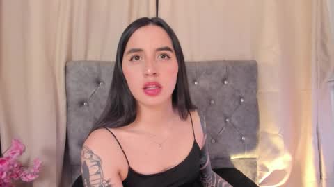 kaylee_lee online show from December 22, 4:59 am