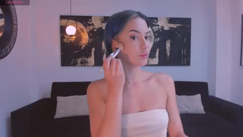 Kay online show from January 17, 3:36 am