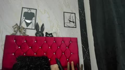 KAZSANDRAH online show from April 22, 5:26 am