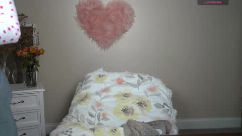 EliandKylie online show from September 21, 3:27 am