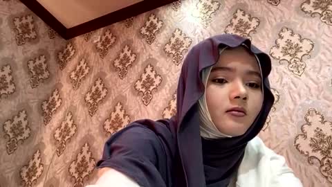 Kate online show from February 20, 5:39 am