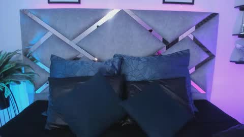 Keidy Monday to Saturday from 200 pm to 810pm  UTC-5 Colombia Time online show from October 6, 7:18 pm