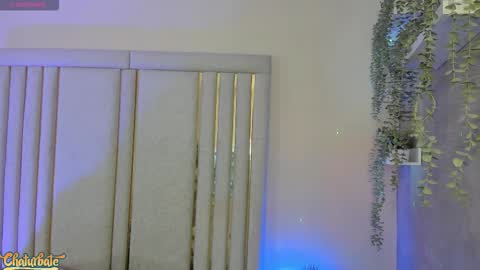 keirahartz online show from March 28, 11:32 am