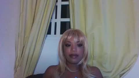 Kellie online show from February 1, 5:17 am