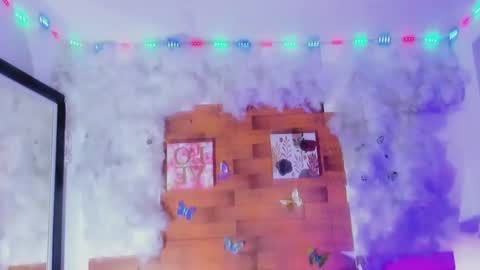 kelly__thomson online show from February 27, 10:42 pm