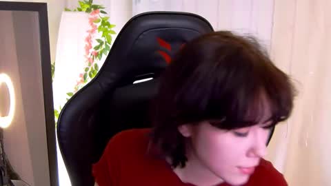 Kelly online show from October 18, 9:23 am