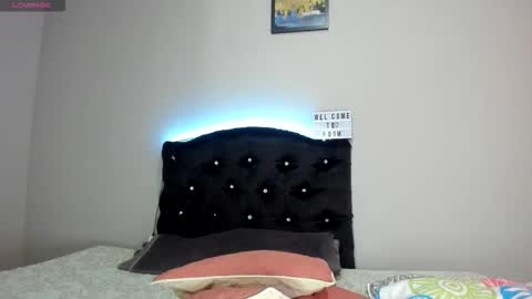 kellyMillian  online show from October 21, 9:30 pm