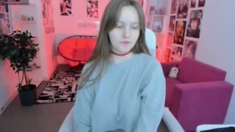 kelly online show from February 7, 9:46 am