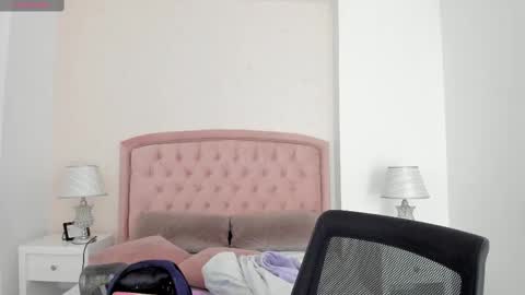 Kendall online show from October 13, 5:10 am