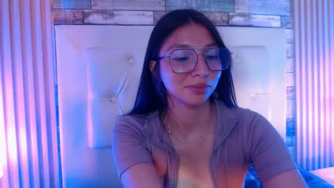 kendall_saenz online show from October 10, 9:20 pm