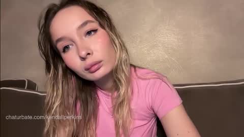 Kendall online show from December 2, 9:50 pm