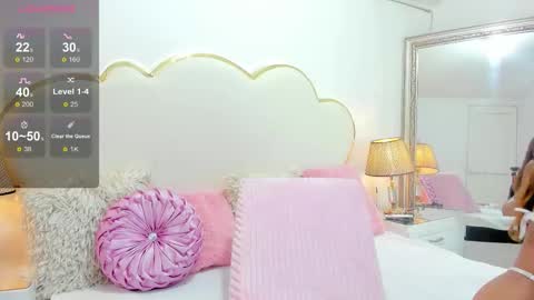 Kendal  online show from September 10, 9:26 pm