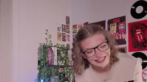 Lisa online show from January 14, 9:14 am