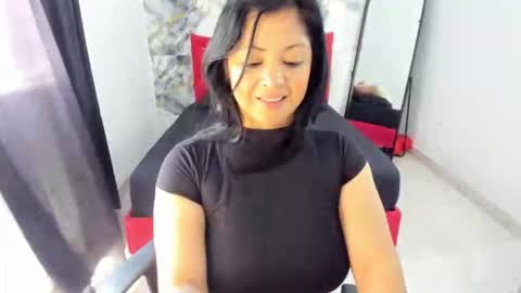 kerena929004 online show from March 31, 5:35 pm