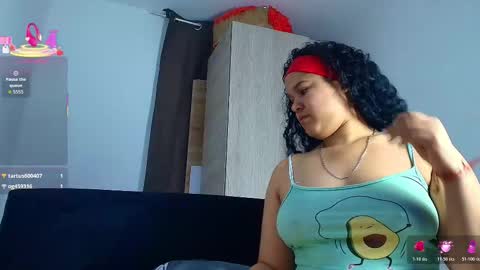 KESHA online show from February 20, 6:01 am