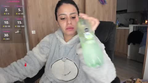 Laura online show from December 31, 10:58 am