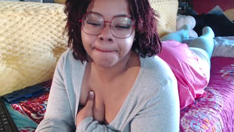 Khaya online show from January 17, 2:18 pm