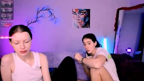 khloebeauty online show from December 13, 11:54 pm