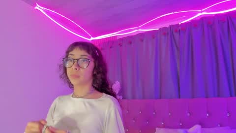 Kiara online show from June 7, 4:08 am