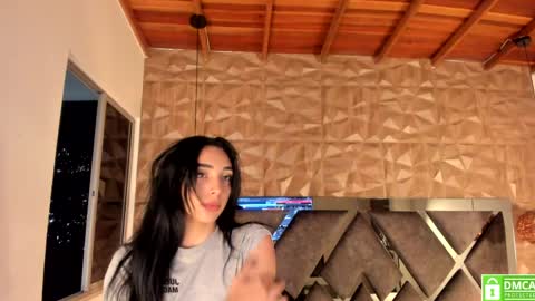 kiara_velvet__ online show from April 9, 5:21 am