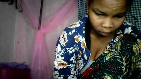 kiarah 69 online show from May 24, 3:49 am